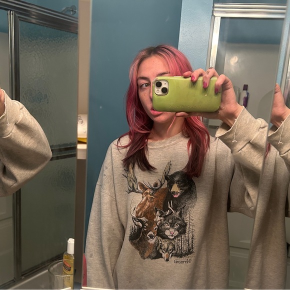 Meet your Posher, Lydia - Picture 1 of 1